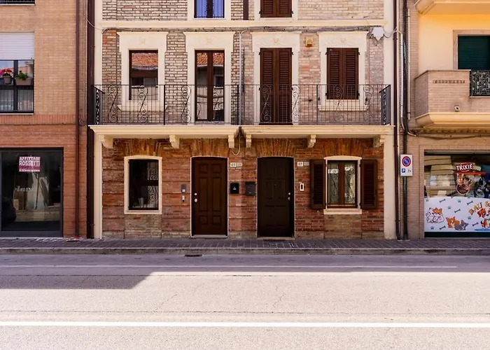 Lägenhet Chic Wi-fi And Climate Porto SantʼElpidio